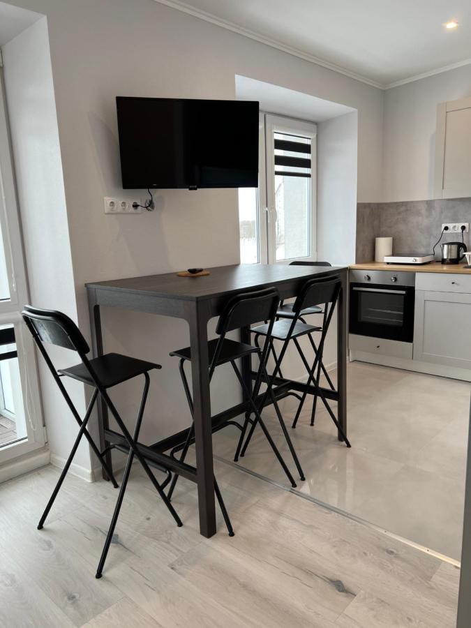 Akmene Center Apartment Naujoji Akmene المظهر الخارجي الصورة