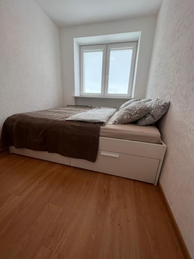 Akmene Center Apartment Naujoji Akmene المظهر الخارجي الصورة